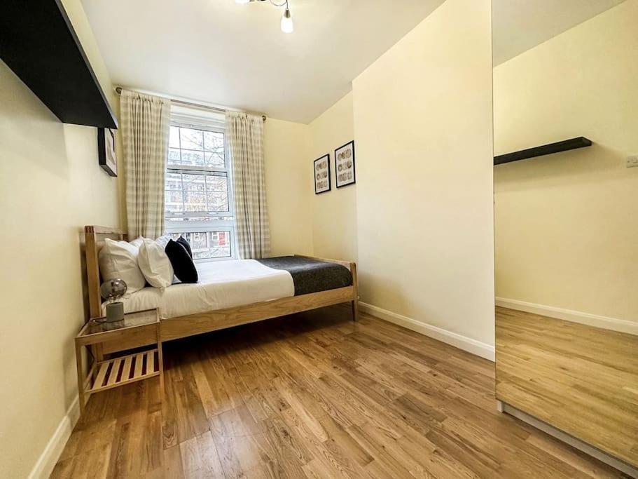 Spacious 4 Bed Flat Near London 02 Arena Greenwich Bagian luar foto