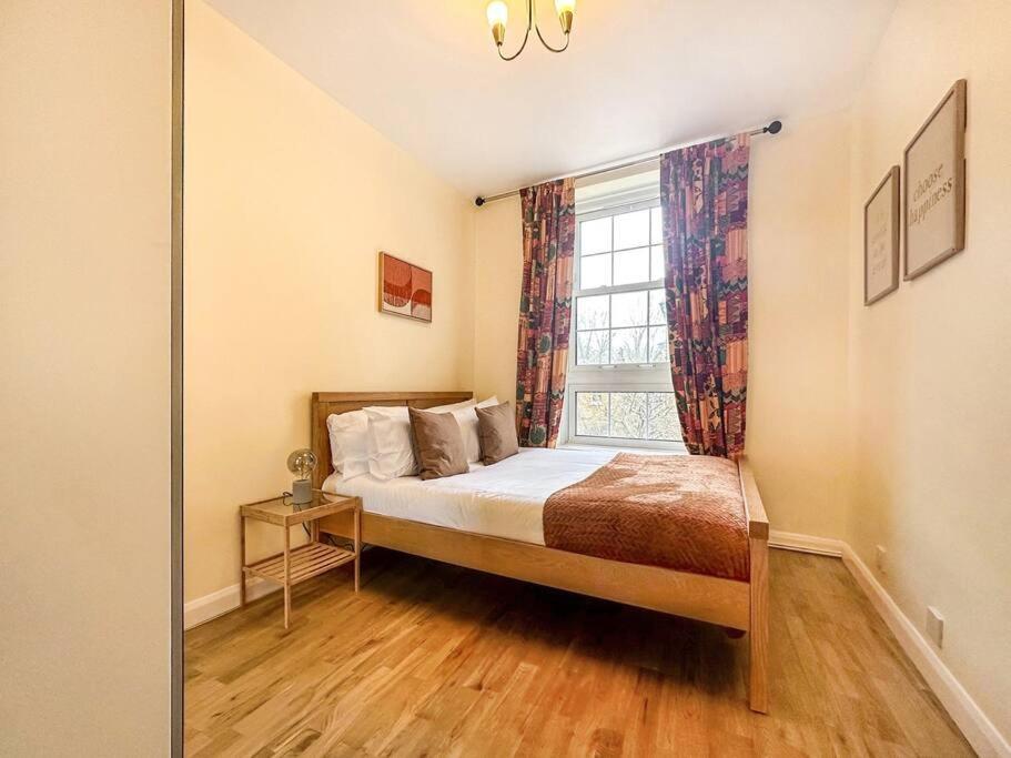 Spacious 4 Bed Flat Near London 02 Arena Greenwich Bagian luar foto
